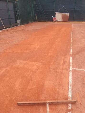 Cerchiamo addetto manutenzione campi da tennis – Anche senza esperienza - Foto 2