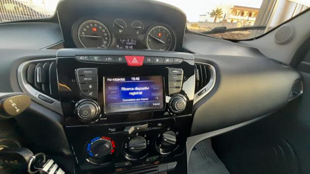 Lancia Ypsilon 1.2 69 CV 5 porte GPL Ecochic Silver - Foto 7
