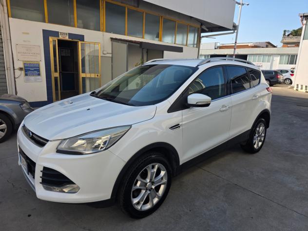 Ford Kuga 2.0 TDCI 150 CV S&S 2WD Business - Foto 8