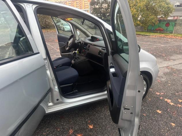 Fiat Idea 1.4 16V S&S Emotion - Foto 10