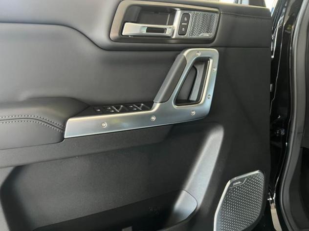 EMC 212 2.0 TDI 8AT 4WD EDITION rif. 23522487 - Foto 9