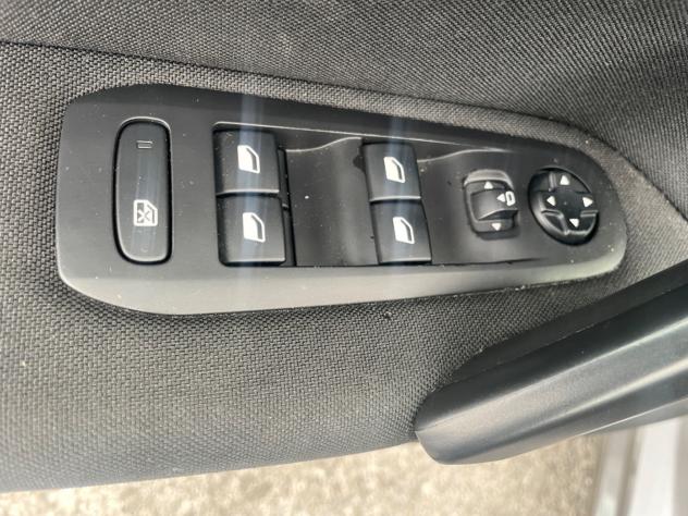 Peugeot 308 BlueHDi 130cv 6m 2021 - Foto 10
