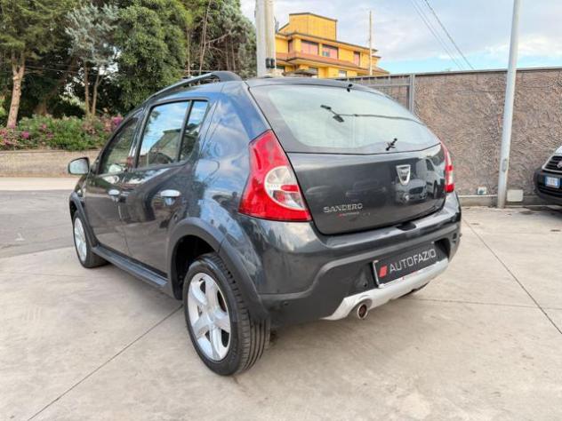 DACIA Sandero Stepway 1.6 8V GPL 85CV rif. 23886232 - Foto 3