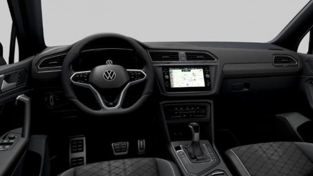 VOLKSWAGEN Tiguan 2.0 TDI 150 CV SCR DSG R-Line rif. 24024430 - Foto 7