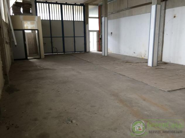 CAPANNONE di 3 vani e di 450 mq (ORNAGO) rif. IGC CAPANNONE - Foto 4