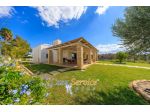 Matino  Villa indipendente con piscina e giardino di 1.700 m
