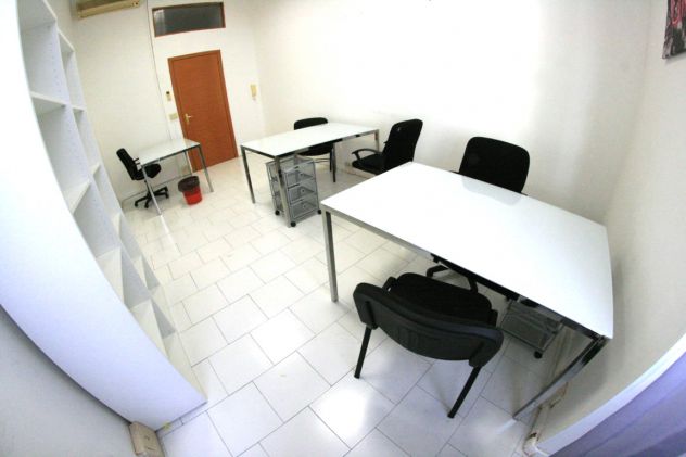 Ufficio arredato panoramico per 3 persone con posti auto - Foto 3