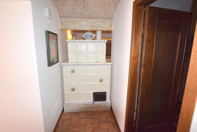 RUSTICO di 8 vani e di 240 mq (CROCETTA DEL MONTELLO) rif. ZI82B_1 - Foto 17