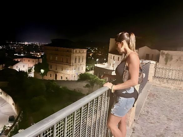 Milena 40enne Varese Tel:3347488496