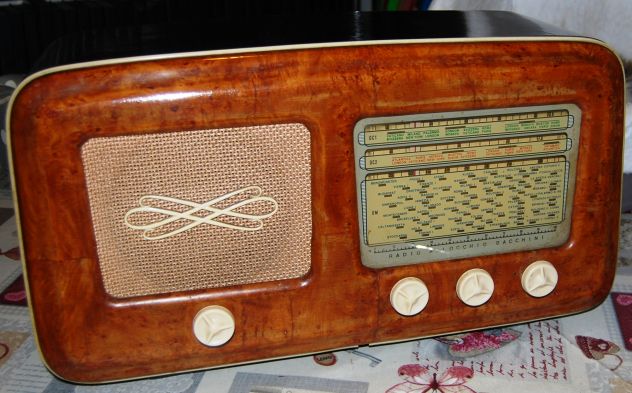 radio allocchio bacchini mod 225 a valvole AM funzionante - Foto 3