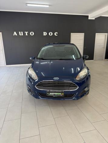 Ford Fiesta 1.6 TDCi 95CV 5 porte Titanium - Foto 2
