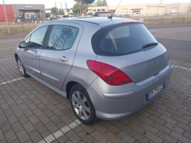 Peugeot 308 1.6 HDi 90CV FAP 5p. Comfort - Foto 6