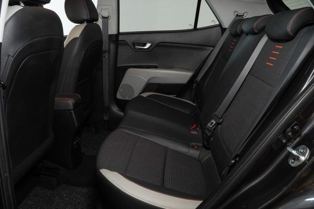 Kia Stonic 1.0 T-GDI GPL Energy 120CV - Foto 9