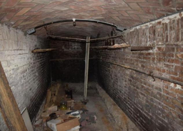Immobile in asta di 627 m² con più di 5 locali e box auto in vendita a Castelvetro di Modena - Foto 9