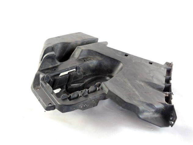 31395103 SUPPORTO PARAURTI POSTERIORE LATO SINISTRO VOLVO V40 1.6 D 84KW 6M 5P (2013) RICAMBIO USATO