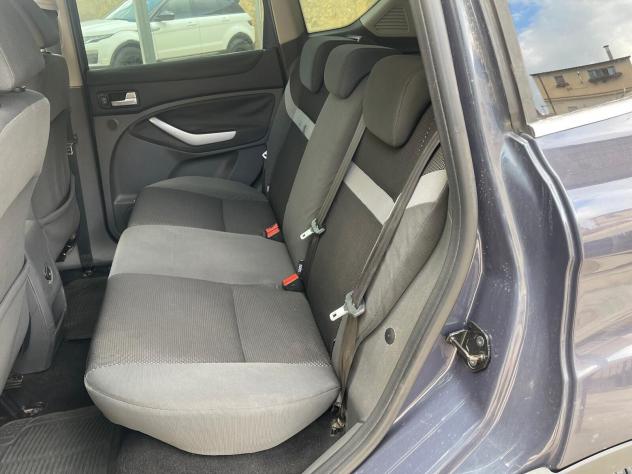 Ford Kuga - Foto 5
