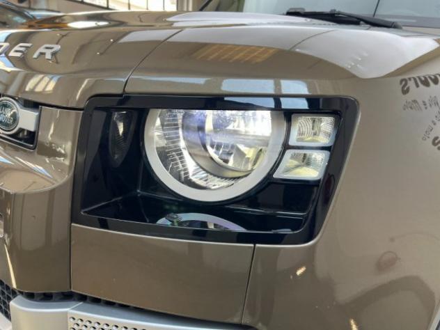 LAND ROVER Defender 110 3.0D I6 200 CV AWD Auto S rif. 24040232 - Foto 3