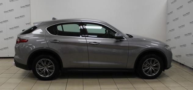 Alfa Romeo Stelvio 2.2 Turbodiesel 210 CV AT8 Q4 Executive - Foto 4