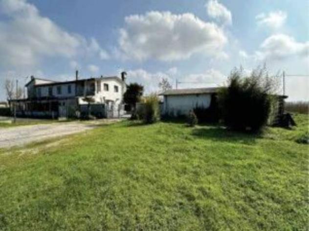 Immobile in asta di 277 m² in vendita a Taglio di Po - Foto 2