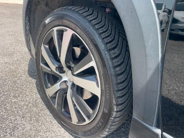 Peugeot 2008 BlueHDi 120 S&S Black Matt - Foto 7
