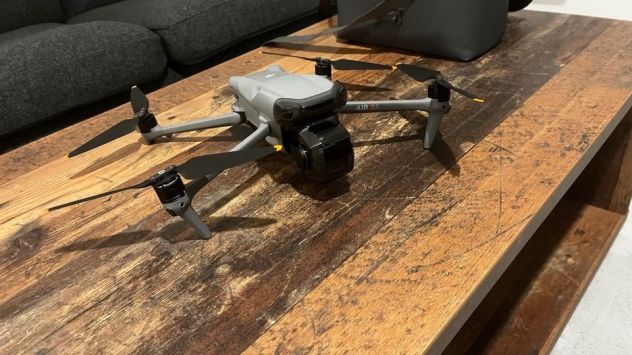 DJI Air 3S Fly More Combo DJI RC2 Drone con radiocomando