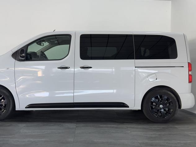 Toyota Proace Verso Proace Verso 2.0D 180 CV L1 D Black Edition 8 posti - NO VINCOLO FINANZIAMENTO - Foto 3