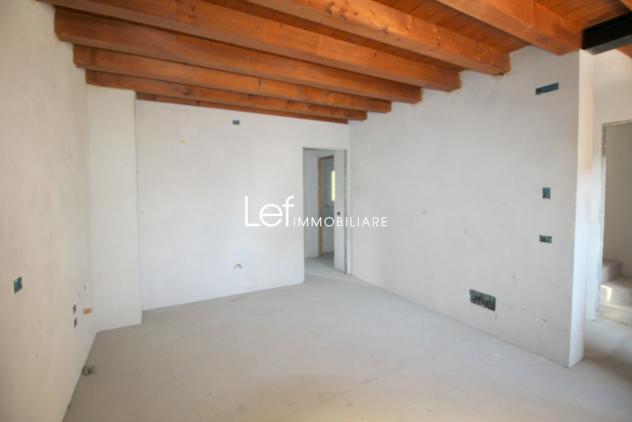TERRATETTO di 3 vani e di 80 mq (CORDIGNANO) rif. AH54