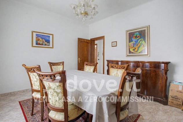Villa di 234 m² con 5 locali e box auto in vendita a Induno Olona - Foto 5