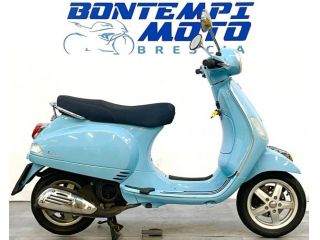 Vespa 150 LX null