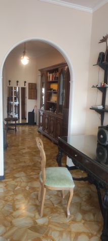 Camera spaziosa e luminosa, doppia uso singola, uso esclusivo parti comuni - Foto 5