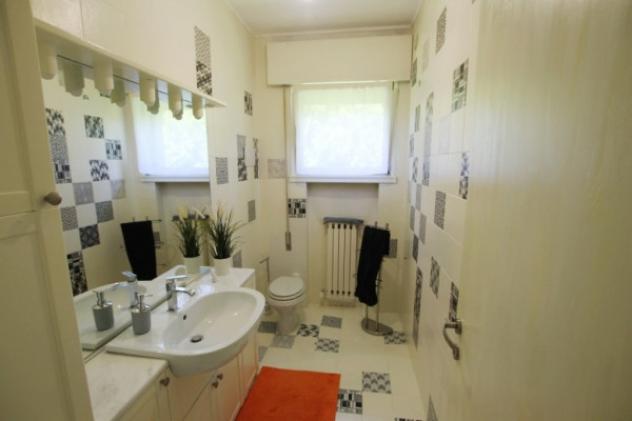 Villa di 380 m² con più di 5 locali e box auto doppio in affitto a Padova - Foto 6