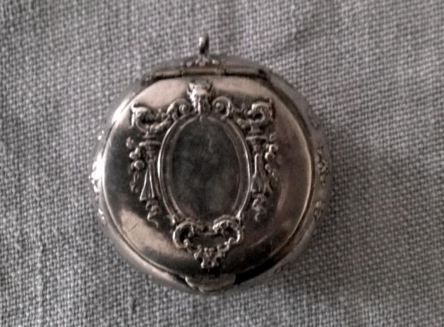 Liberty pendente porta pastiglie in silver