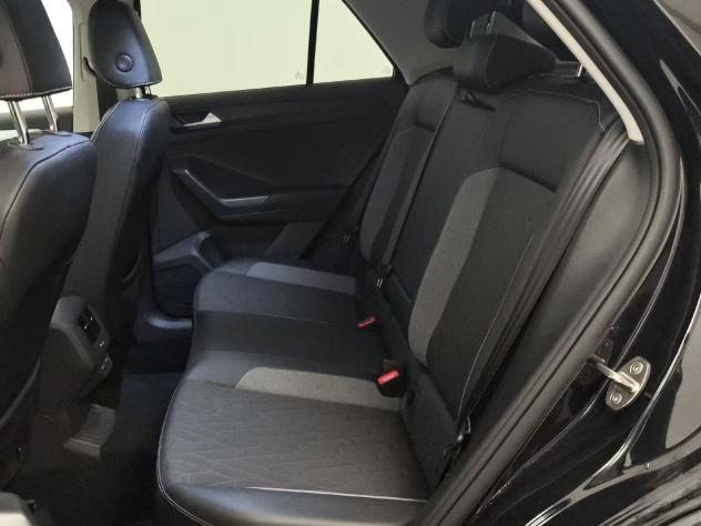 Volkswagen T-Roc 1.5 TSI ACT GOAL DSG LED NVI ACC - Foto 9