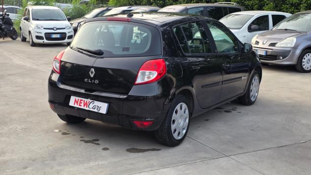 Renault Clio 1.2 16V 5 porte GPL Dynamique - Foto 4