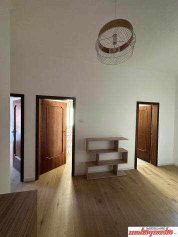 APPARTAMENTO COMPLETAMENTE RISTRUTTURATO E ARREDATO - Foto 4