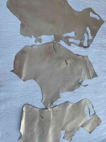 Scampoli pelle di vitello resinata polvere oro – Sp. 1,8 - Foto 6