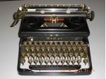 Macchina da scrivere mod. everest mod.90 antica da collezione
