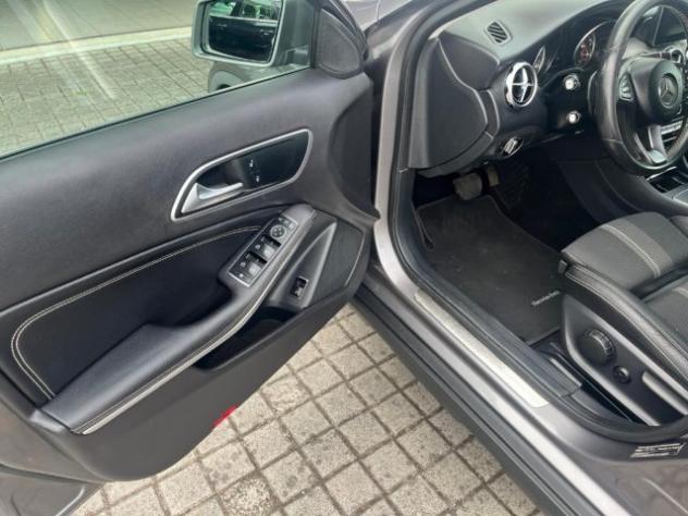 MERCEDES-BENZ GLA 200 d Automatic 4Matic Sport rif. 22622816 - Foto 9