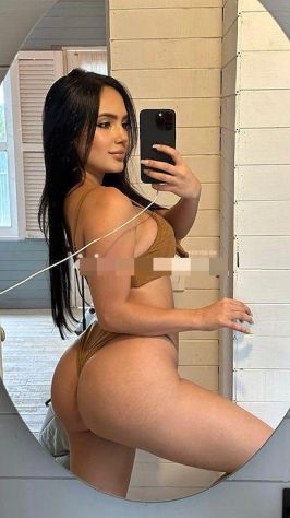 APRILIA CENTRO REINA MASSAGGI CORPO SU CORPO IN COMPLETA NUDITÀ - Foto 4 Tel:3793272805