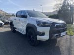 Toyota Hilux 2.8 D A/T 4WD 4 porte Double Cab Invincible NETTO IVA