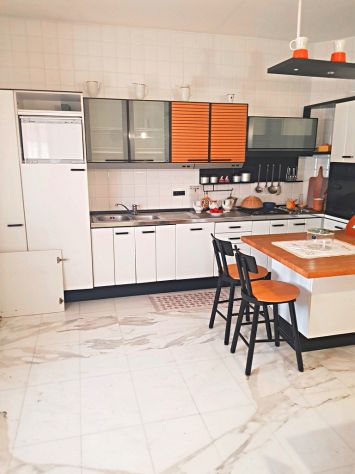 MI 600- Villa di inizi anni '90 centrale, con finiture di pregio, defilata dalle - Foto 4