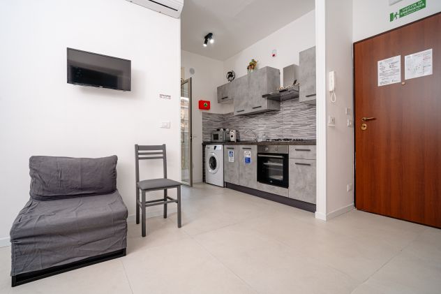 CODICE 7408 APPARTAMENTO RISTRUTTURATO CON MOBILI NUOVI - Foto 5