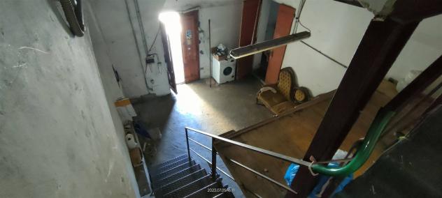 Colonica in Vendita in zona SANT'ANGELO A LECORE con giardino - Foto 10