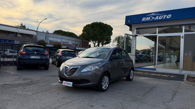 Lancia Ypsilon 1.2 69 CV 5 porte Platinum