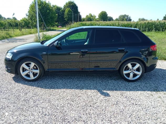 Audi A3 SPB 1.6 TDI 105 CV s.line CR S tronic Ambition - Foto 2