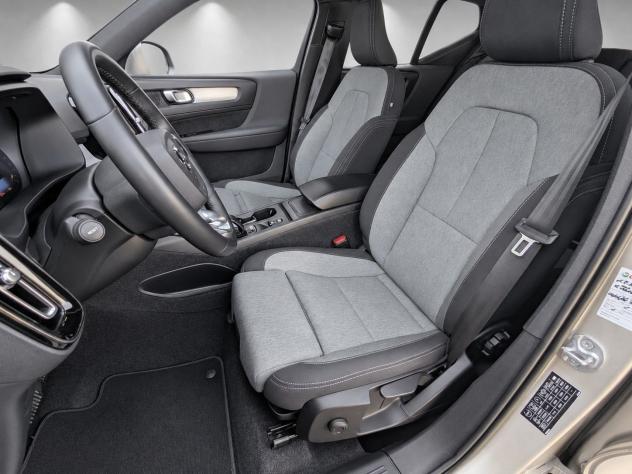 Volvo XC40 B3 automatico Core - Foto 7