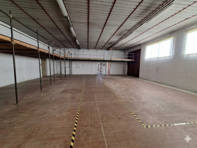 Capannone artigianale in affitto a Porcari 2100 mq Rif: 1407413 - Foto 6