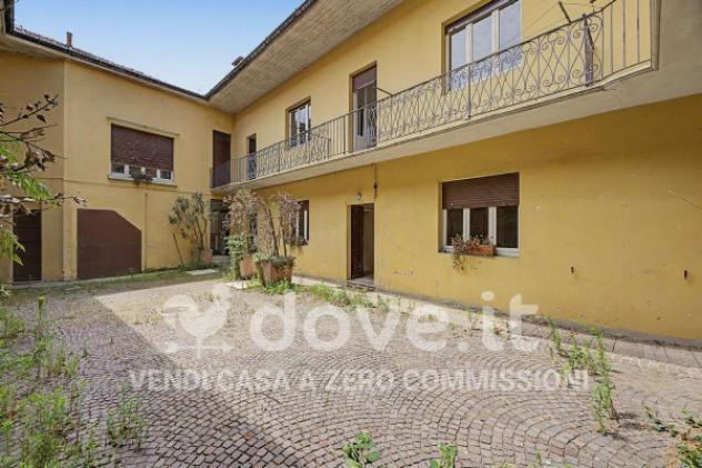 Casa indipendente di 840 m² con più di 5 locali in vendita a Golasecca - Foto 4