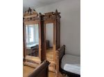 Armadio e letto antichi Bolzano