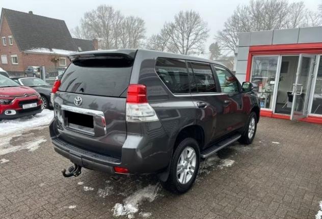TOYOTA Land Cruiser 3.0 D4-D 5 porte rif. 23613541 - Foto 4